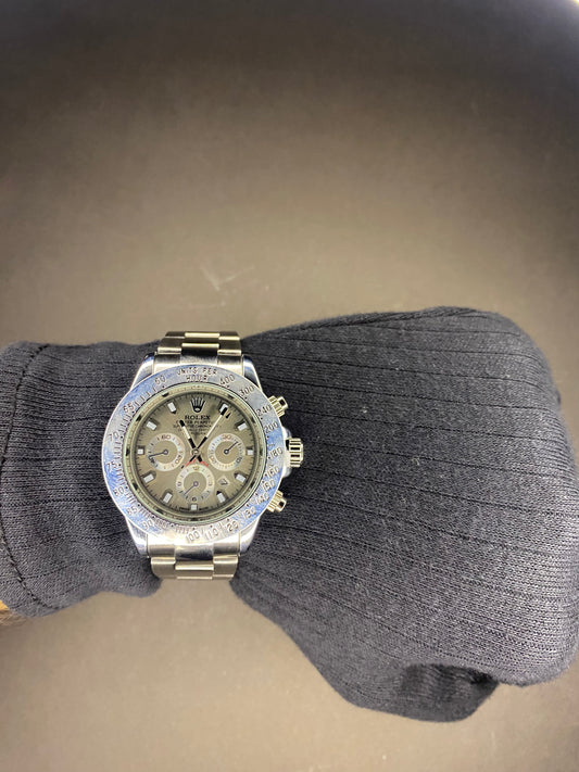 Rolex Daytona — Silver Dial