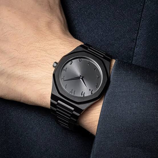 Steel arabic aura watch